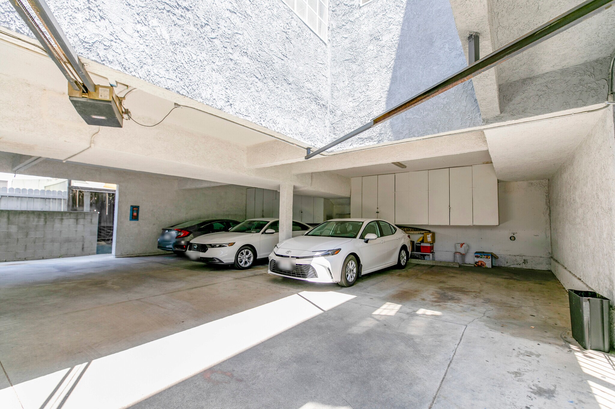 Building Photo - 1148 San Rafael Ave