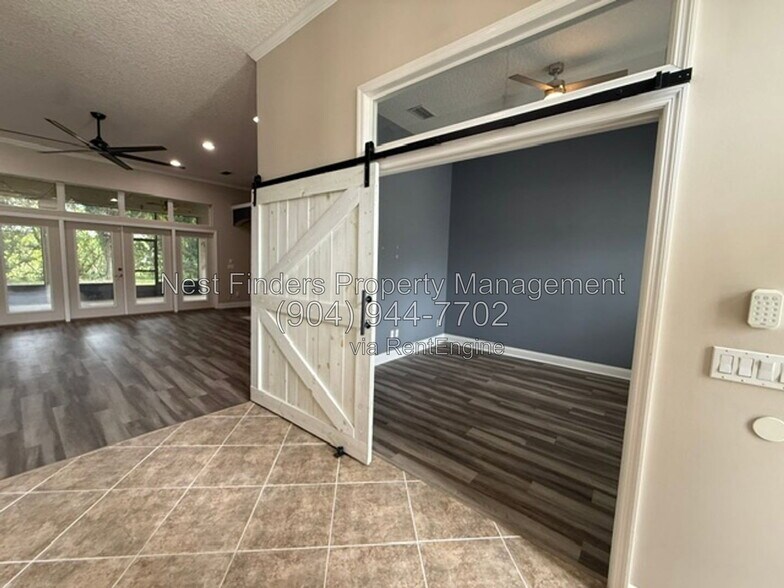 Building Photo - 2615 Tunbridge Ln