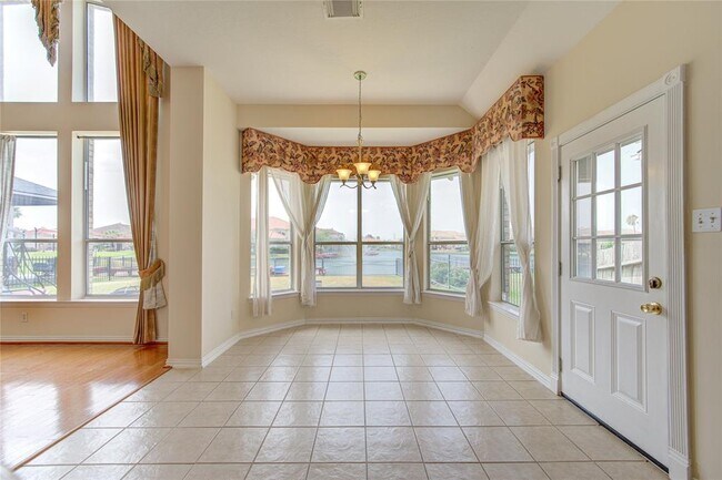 Building Photo - 11914 Newport Shore Dr