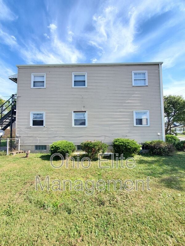 Building Photo - 2822 E 5th Ave