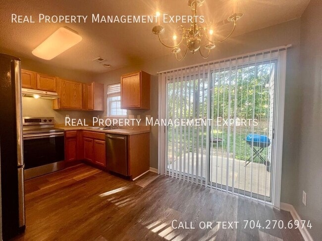 Building Photo - 12438 Hennigan Pl Ln