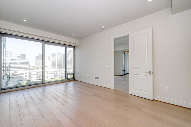 Building Photo - 2047 Westcreek Ln Ln