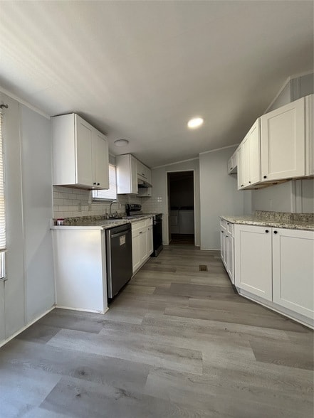 Building Photo - 16509 Brittany Way