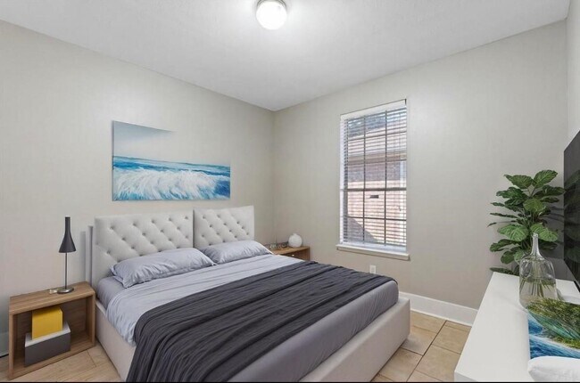 Building Photo - 16727 Sonoma Del Norte Dr