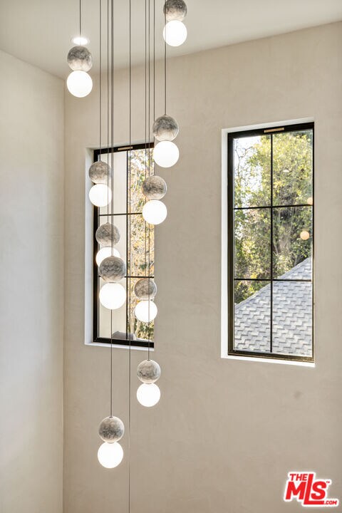 Building Photo - 14273 Greenleaf St