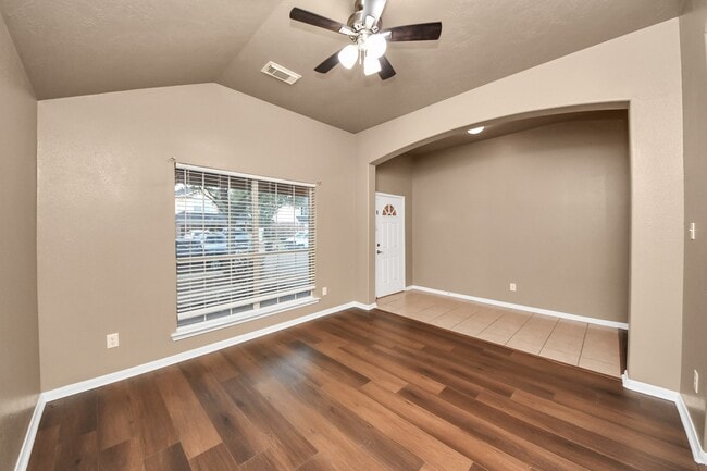 Building Photo - 6642 High Stone Ln