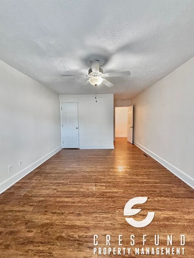 Building Photo - 3 Bed, 3 Bath located in HAYMOUNT - READY FOR MOVE IN TODAY!