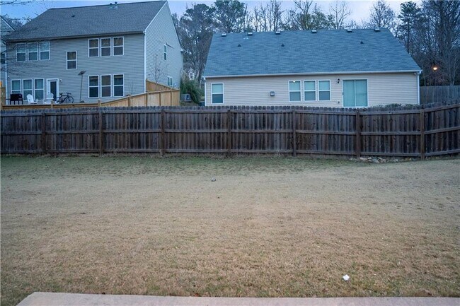 Building Photo - 2581 Southhaven Ln