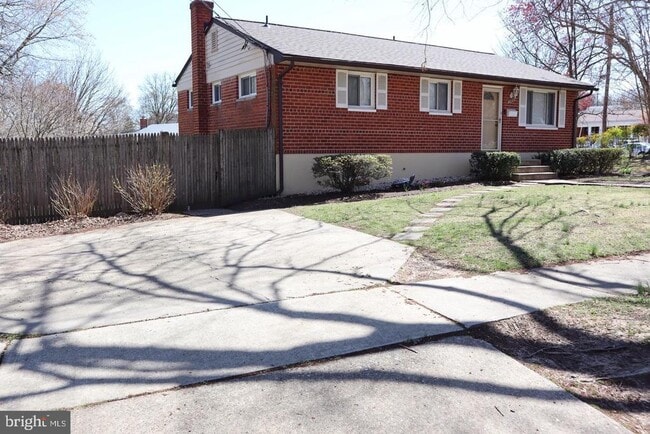 Building Photo - 11501 Monongahela Dr