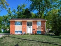 Building Photo - 780 Moon Rd