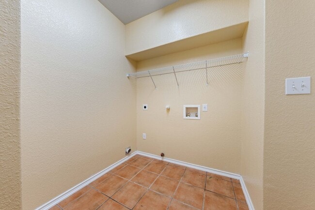 Building Photo - 3338 Bending Creek