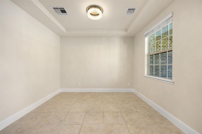 Building Photo - 5822 Crawford Hill Ln