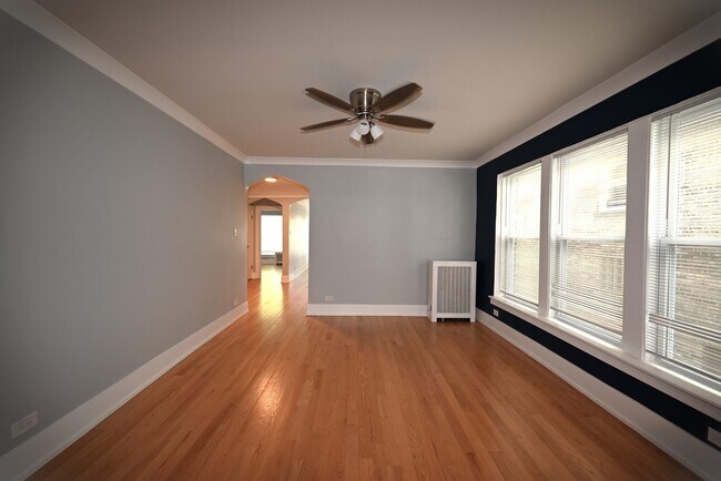 Building Photo - 1631 Monroe St