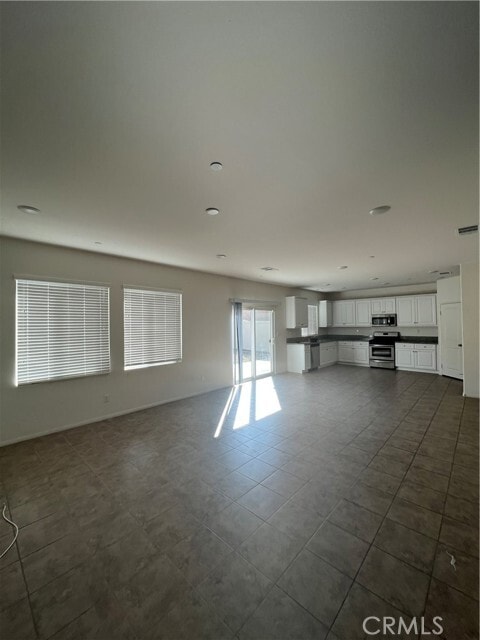 Building Photo - 11072 Longfield Ln