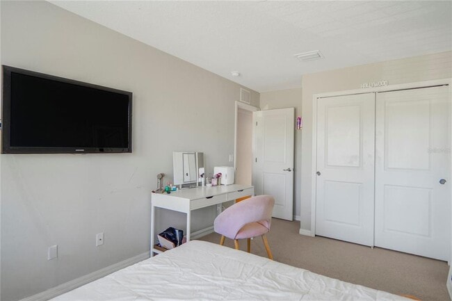 Building Photo - 7245 Half Moon Lake Dr