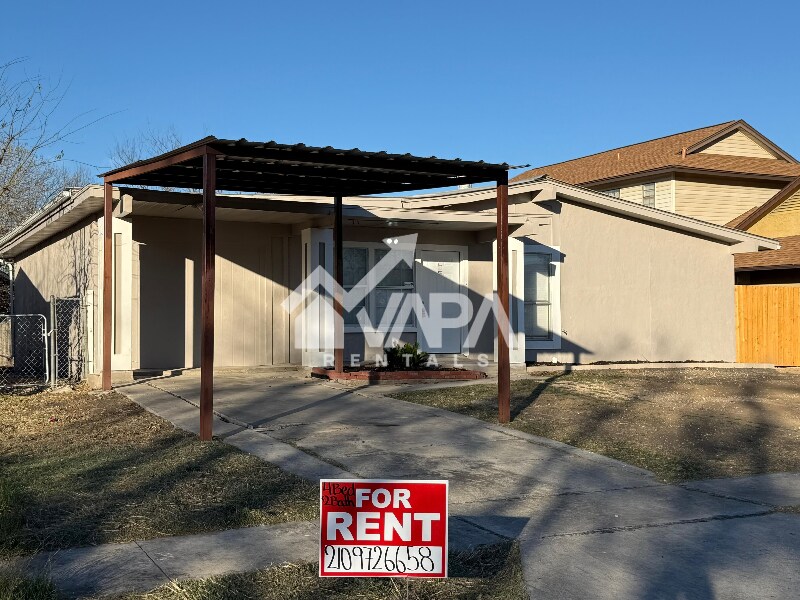 Building Photo - 5714 Elk Lake Dr