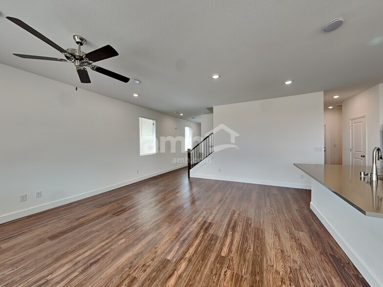 Building Photo - 9150 Liberty Cap Ct