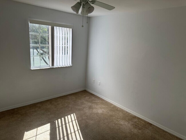 Building Photo - 4179 N Haverhill Rd