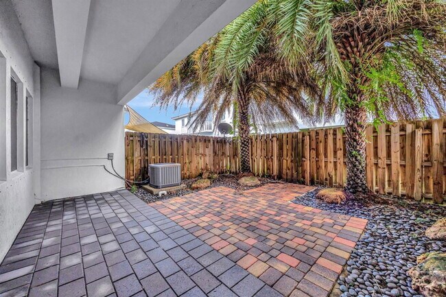 Building Photo - 17624 SW 149th Pl