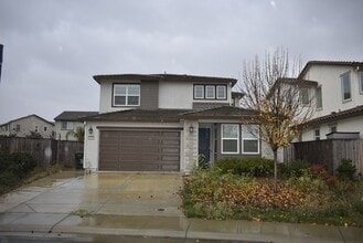 Building Photo - 5160 Moonraker Ln