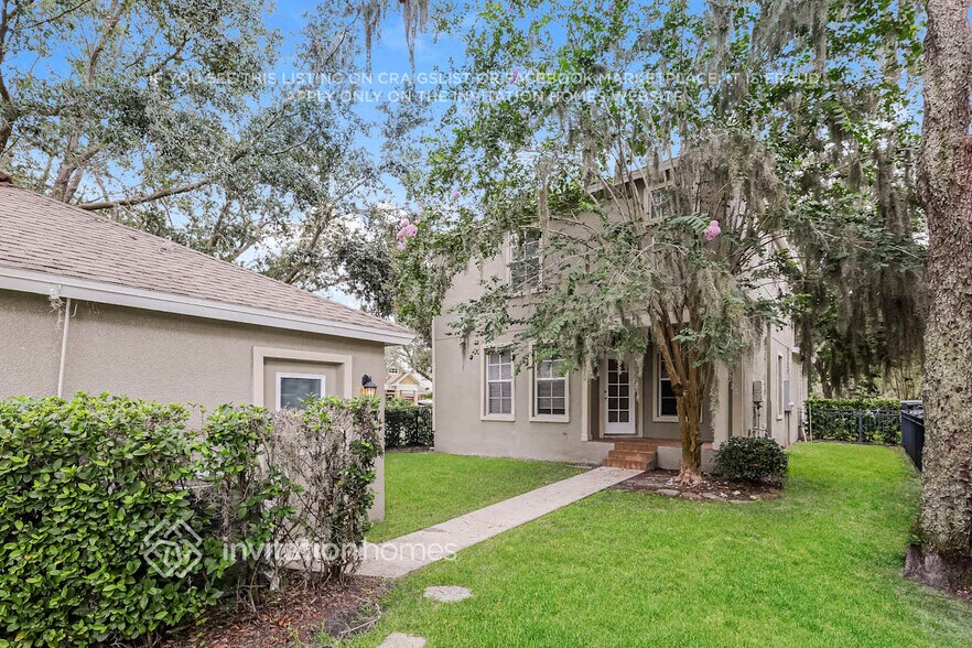 Building Photo - 5901 Grand Loneoak Ln