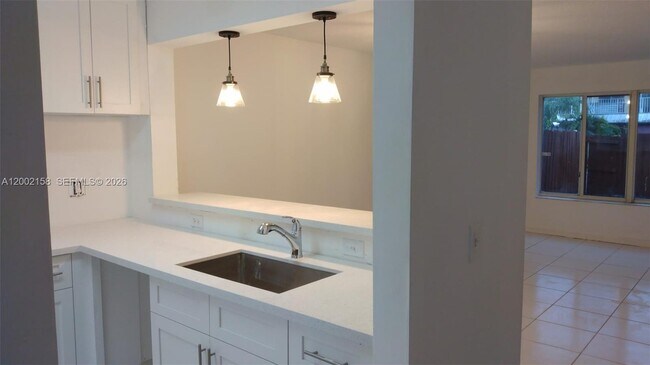 Building Photo - 8382 SW 152nd Ave Cir