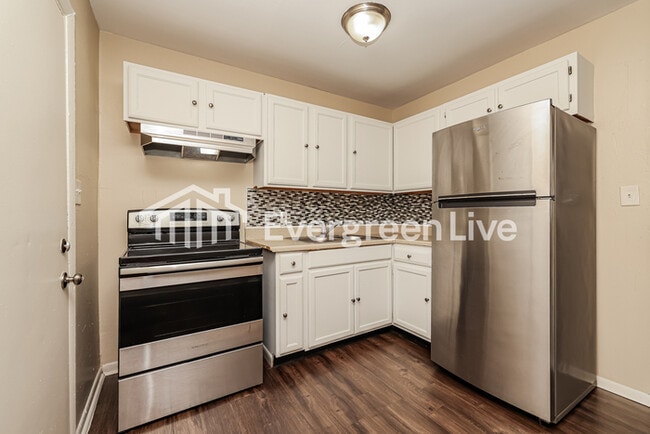 Building Photo - 5090 Altrim Rd