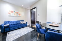 Building Photo - 5 W 101st St