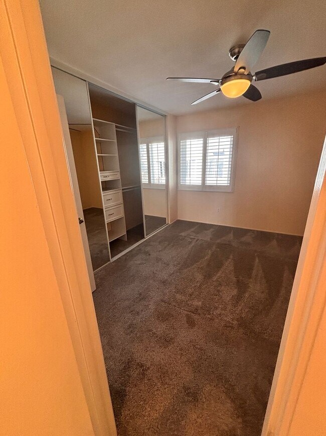 Building Photo - TOWNHOME FOR RENT IN CLAIREMONT - 2BD/1.5BA - ONLY $3,195/MO