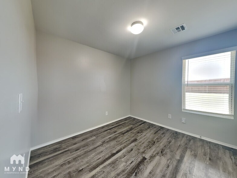 Building Photo - 12121 Jude Way