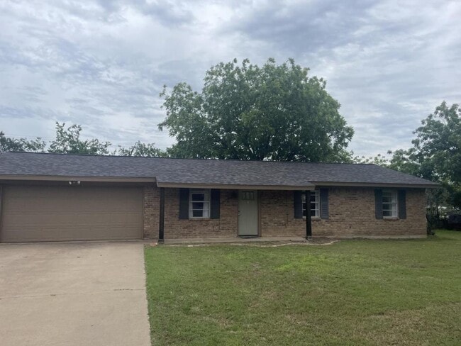 Primary Photo - 1101 S Lovers Ln