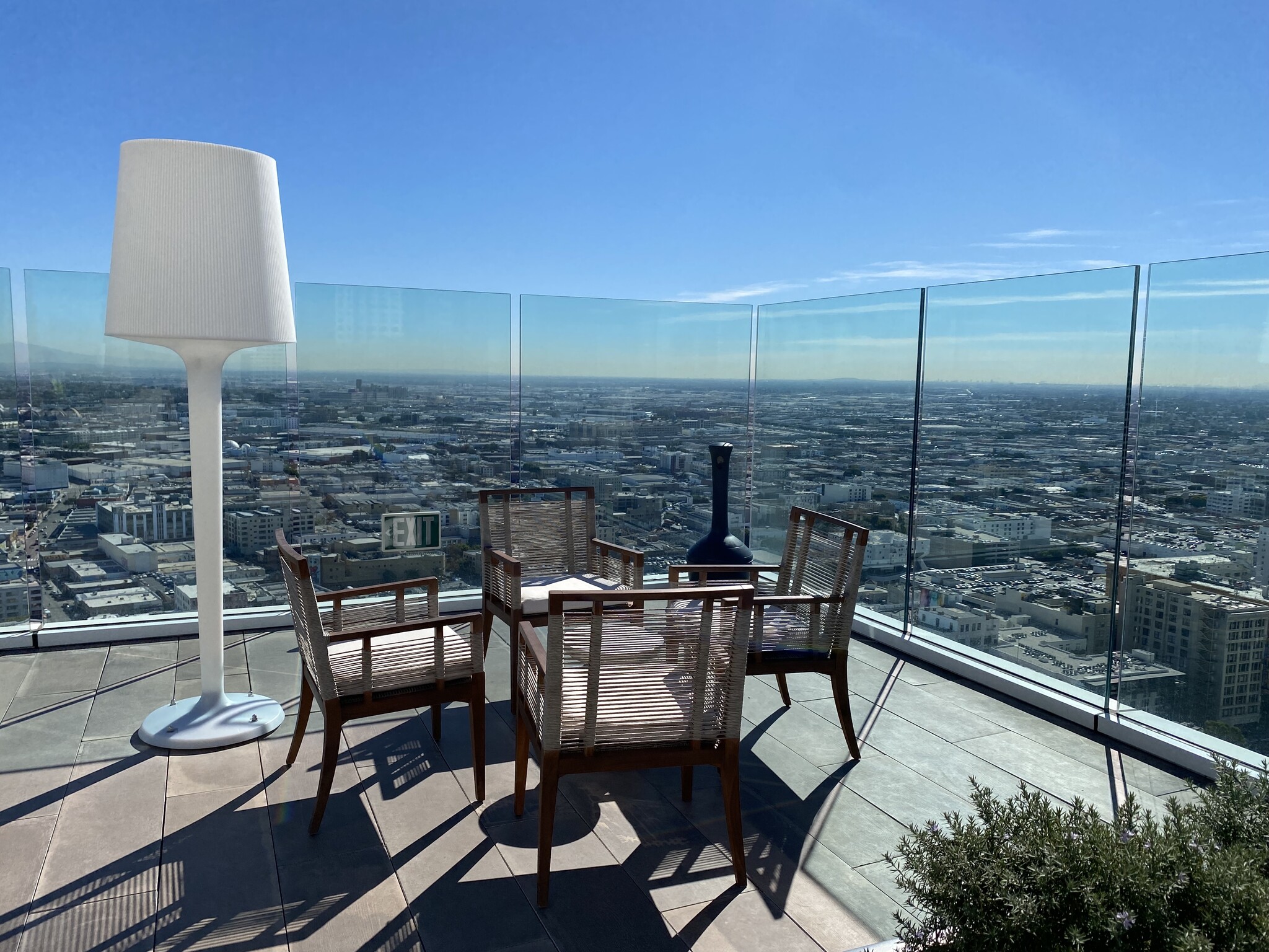 Roof Top corner - 400 S Broadway