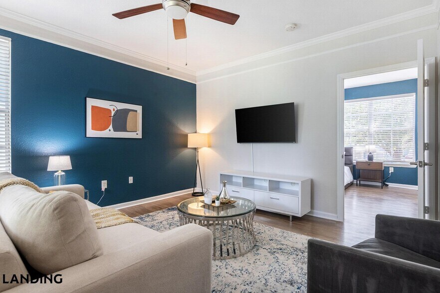 Building Photo - 2801 Biltmore Park Dr