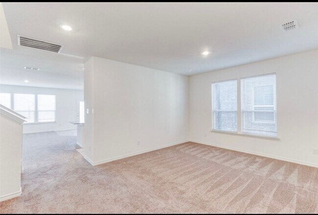 Building Photo - 321 Wild Onion Ln