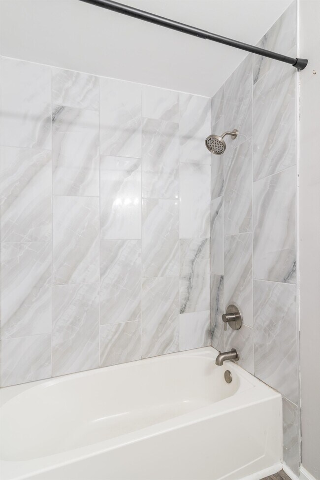 Building Photo - 6158 Meadow Rose Ln