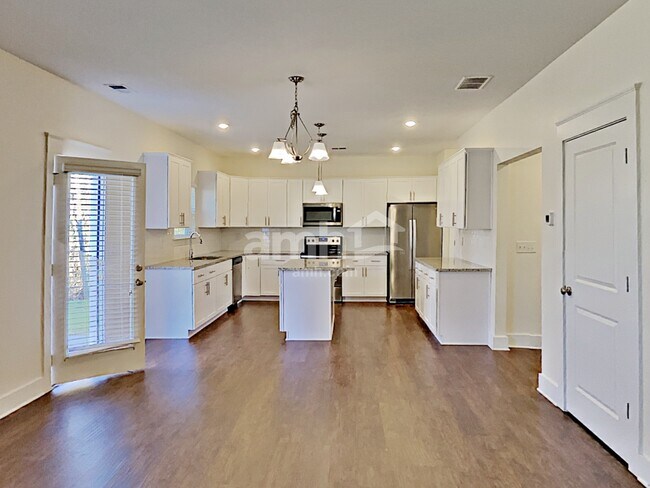 Building Photo - 1677 Archer Estates Dr