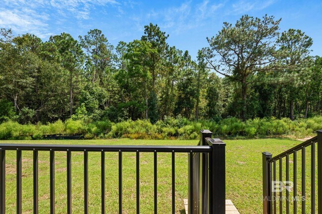 Building Photo - 12946 Grand Rpds Rd