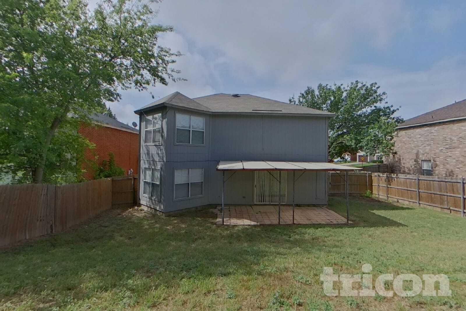 Building Photo - 541 Gibson St