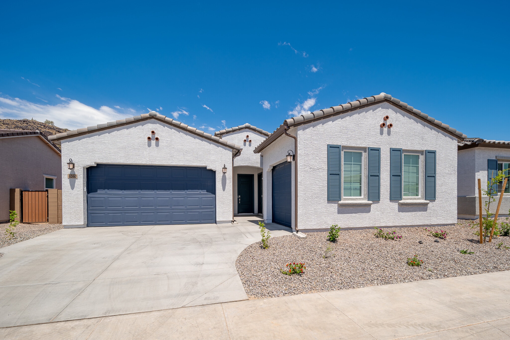 Building Photo - 3264 W Peak View Rd