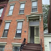 Building Photo - 336 Clinton Ave