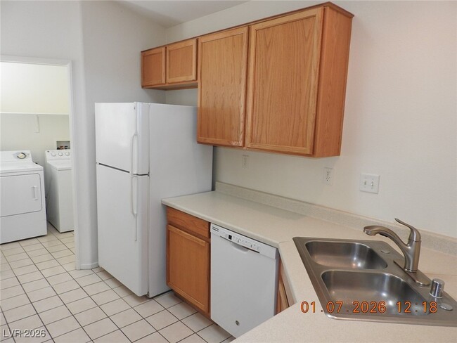 Building Photo - 3113 Bradford Hill Ave