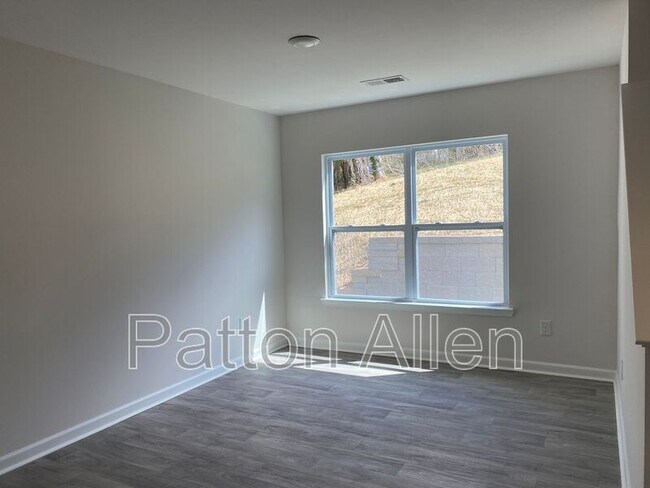 Building Photo - 45 Hamrick Dr