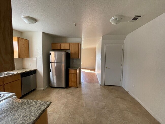 Building Photo - 3405 Atkinson Ave