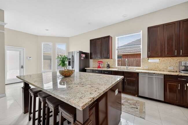 Building Photo - 7203 Thornmeadow Ln