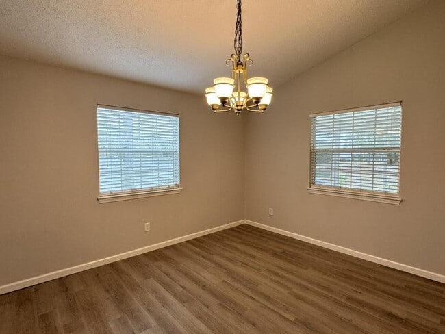 Building Photo - 222 Biltmore Pl