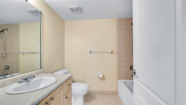 Building Photo - 120 Douglas Rd