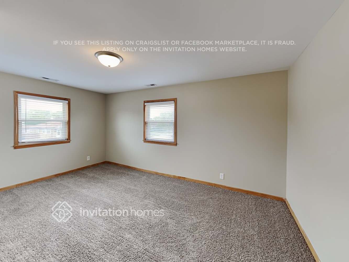Building Photo - 11145 Boeger Ct