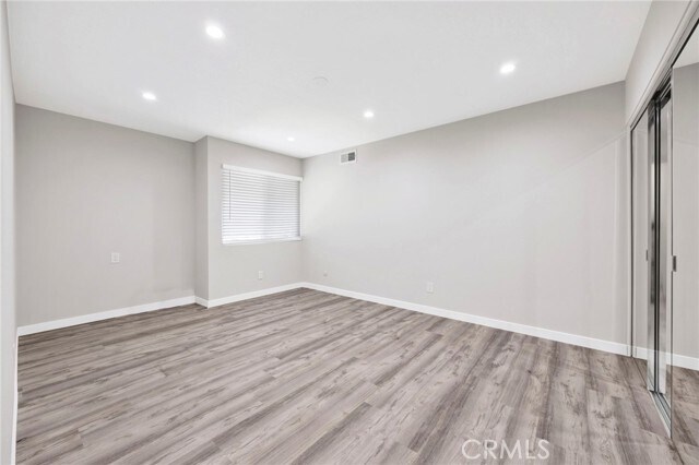 Building Photo - 4665 Willens Ave