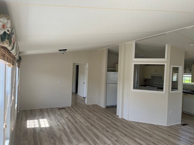 Building Photo - Close to Carolina Beach!