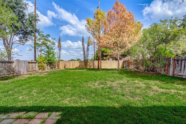 Building Photo - 21218 Somerset Park Ln